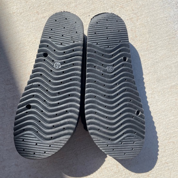 DZWE platform slides - Picture 4 of 4